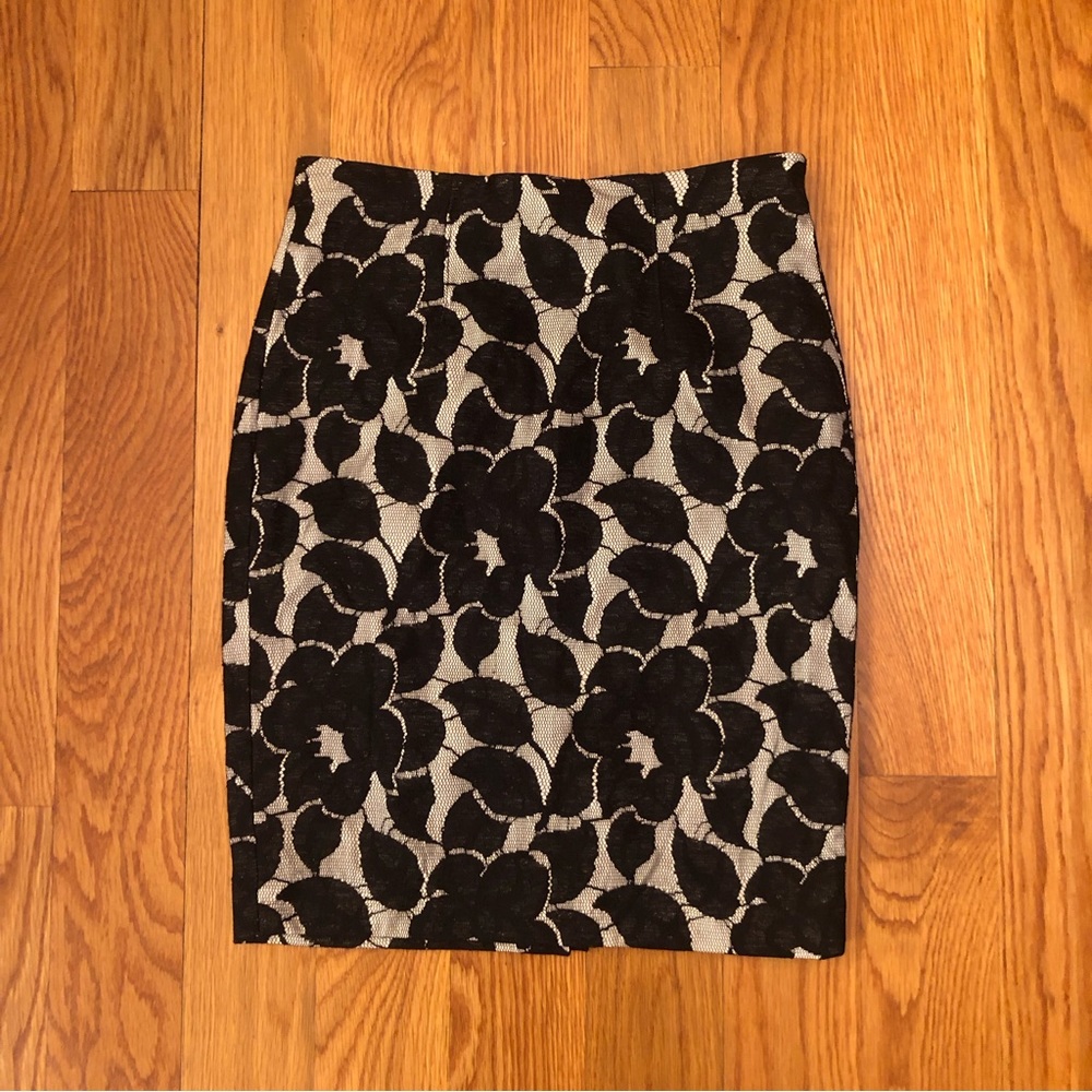 Ann Taylor Black Cream Lace Mini Slit Skirt 00P 00 Petite